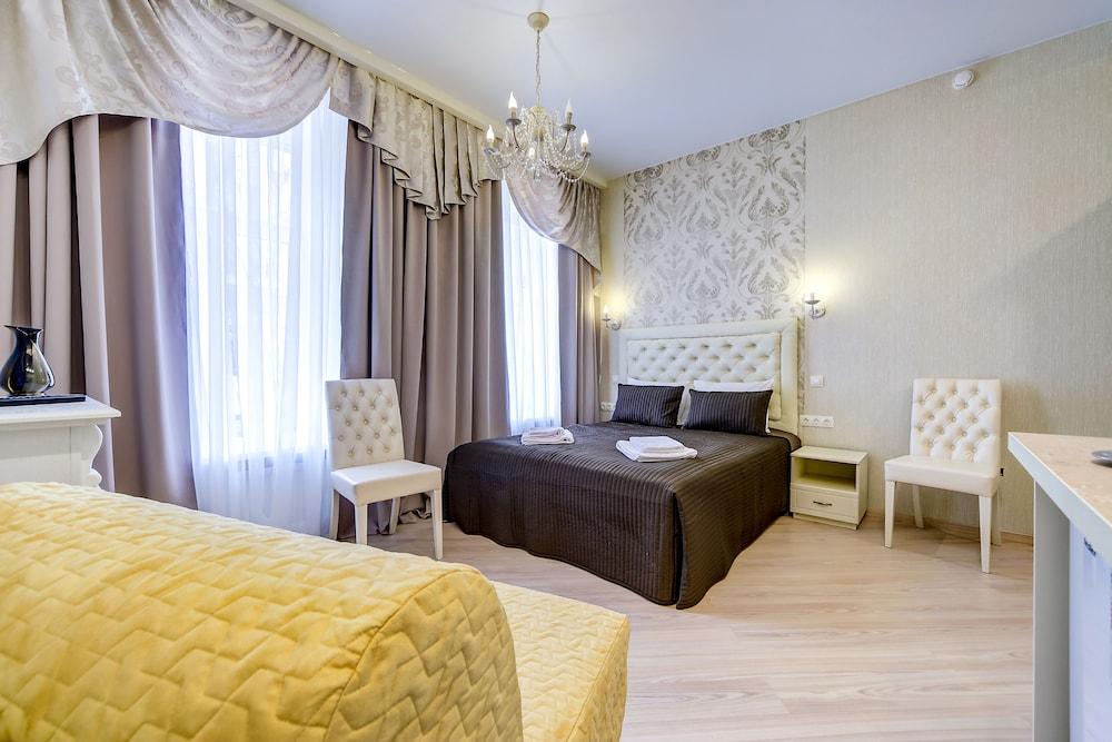 Guest rooms at Marata 10