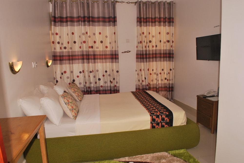 Mowicribs Hotel & Spa