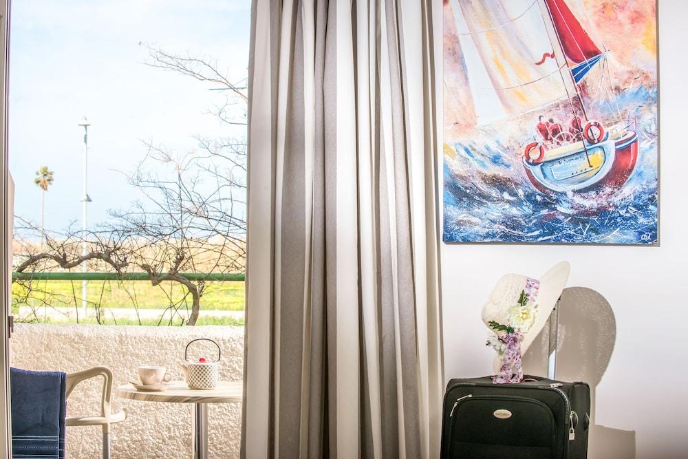 Marianthi Apartments by Estia