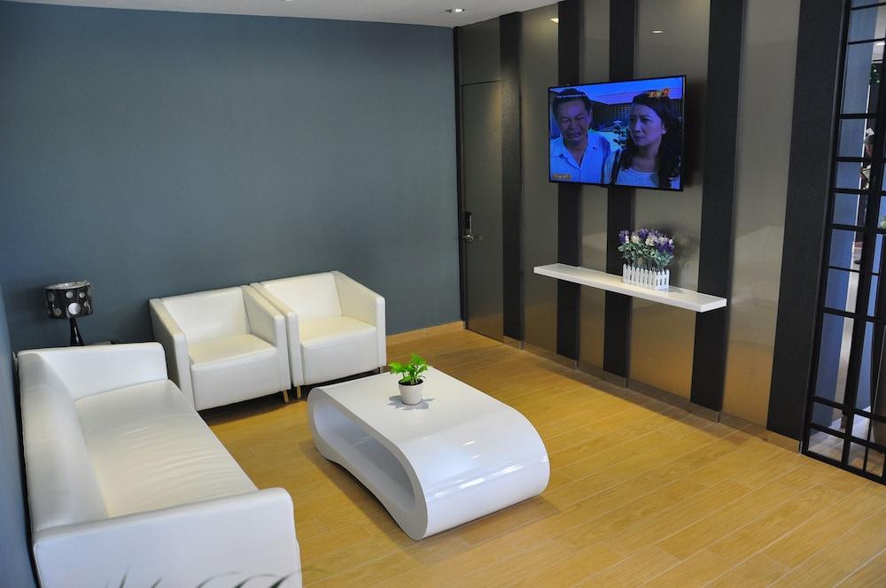 Hotel 99 - Kelana Jaya