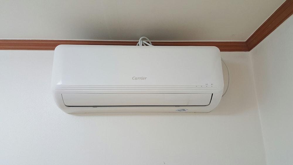 Happy Tree Guesthouse - Hostel