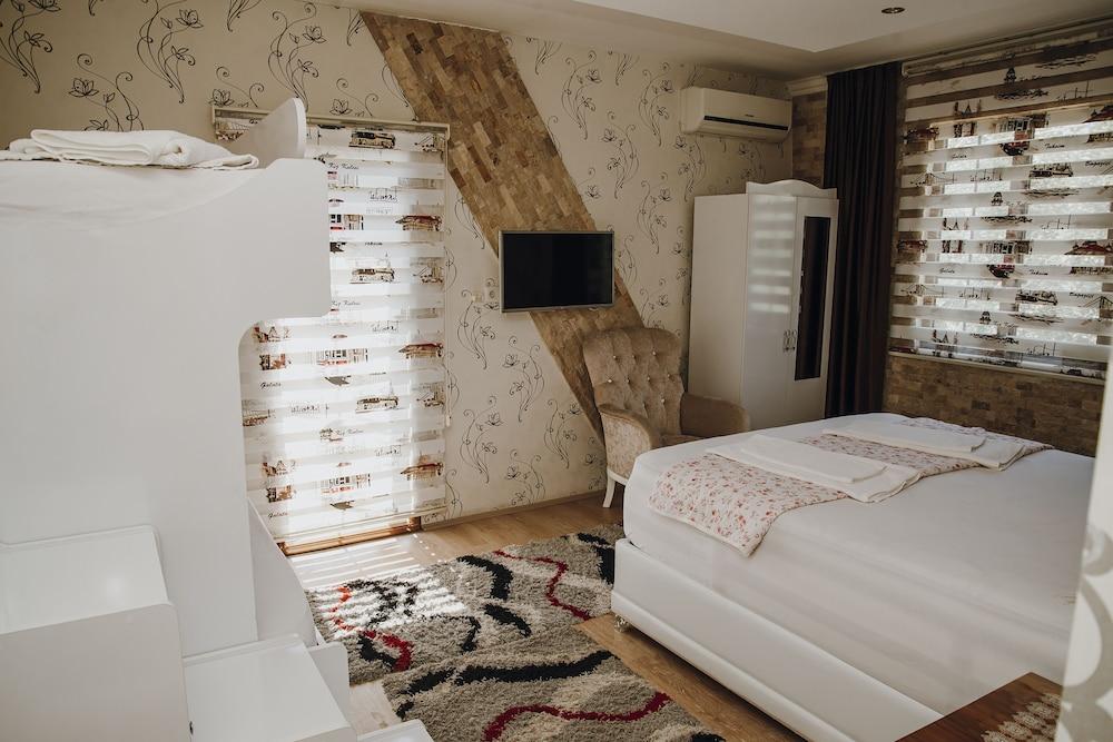 Sinter Terasse House Hotel