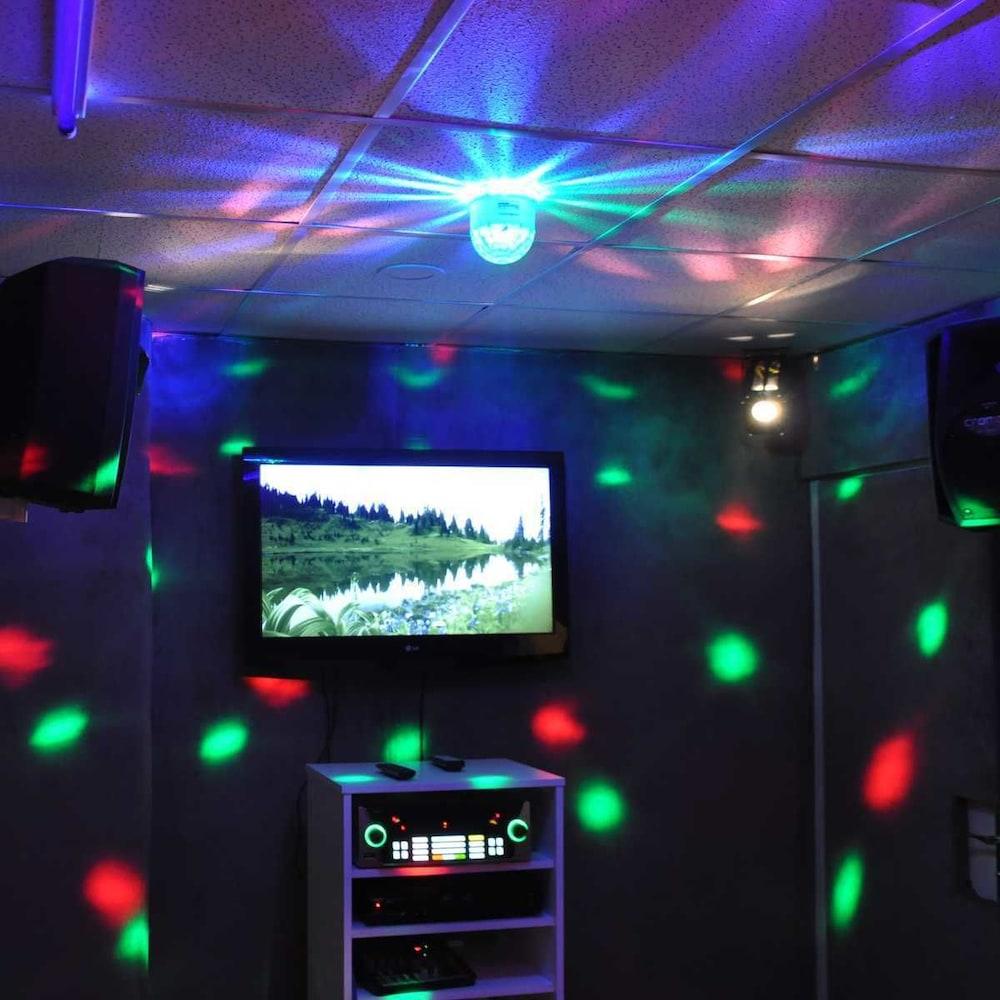 Work & Home Hotel Suites