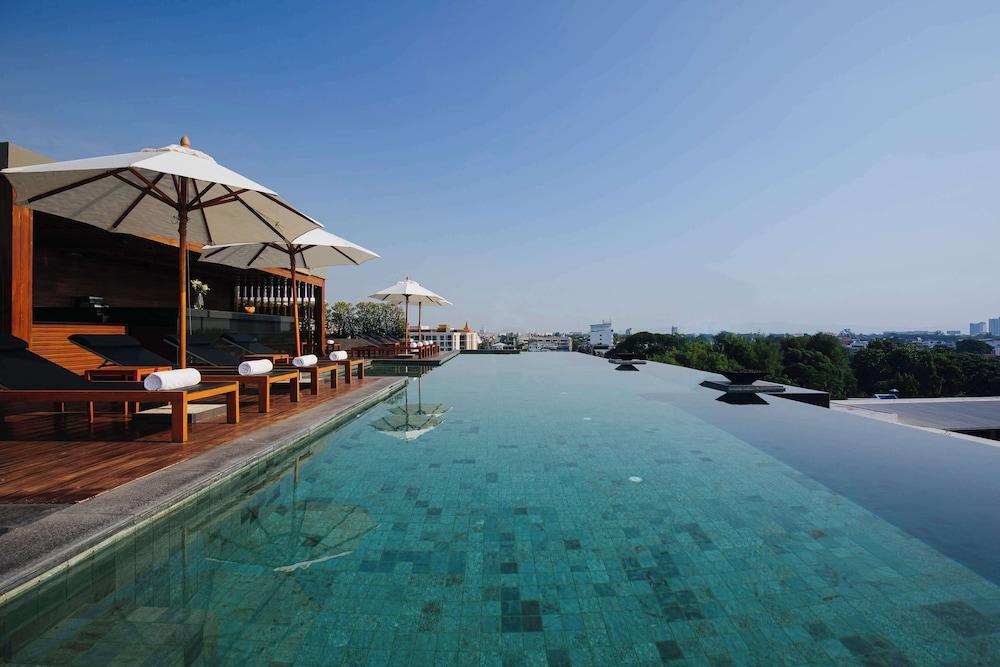 Anantara Chiang Mai Serviced Suites