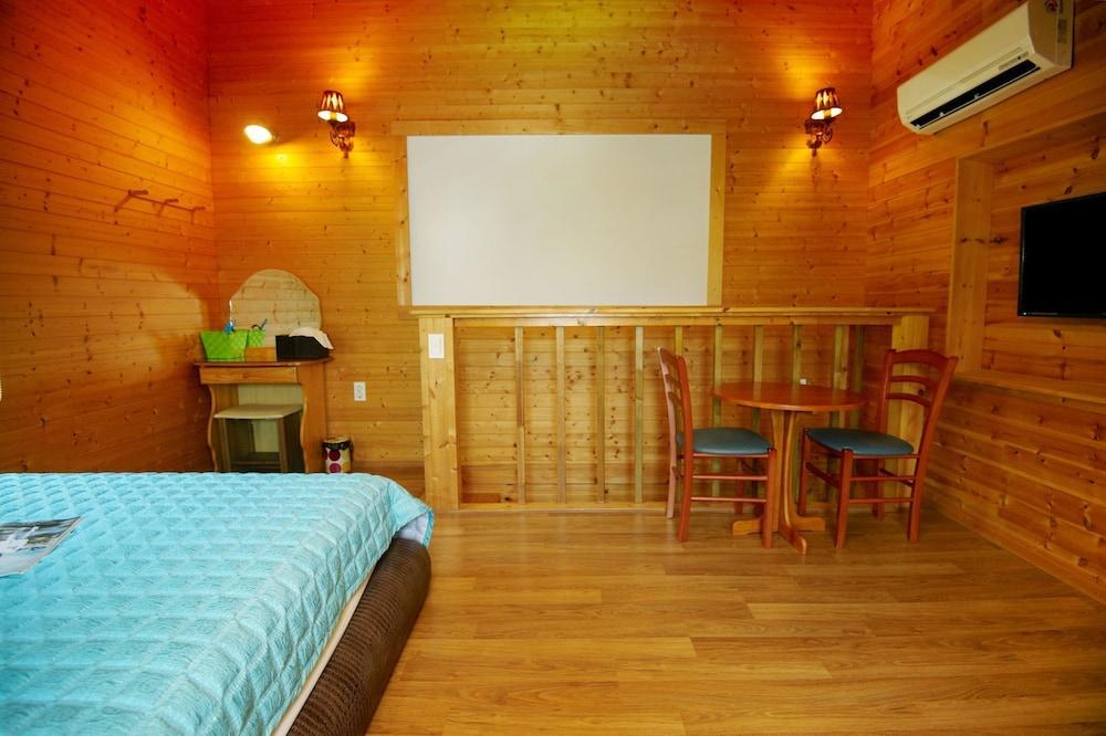 Blue in Blue Pension