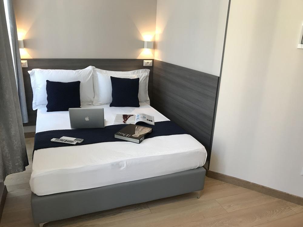 Boutique Hotel Neptune Nice