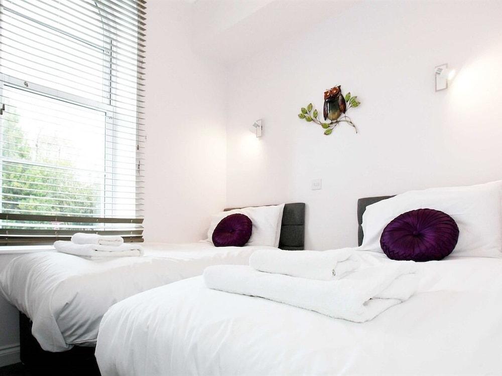 Austen's Luxury Apartments