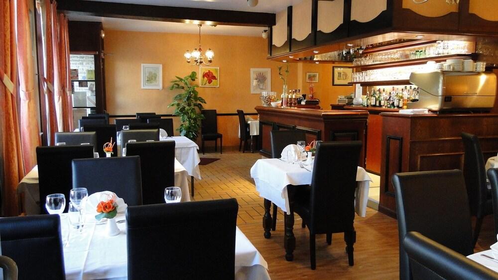 Logis Hôtel Le Saint Sebastien