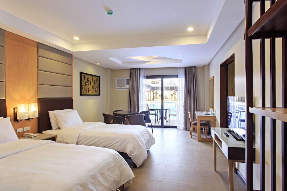 Cebu Westown Lagoon - South Wing