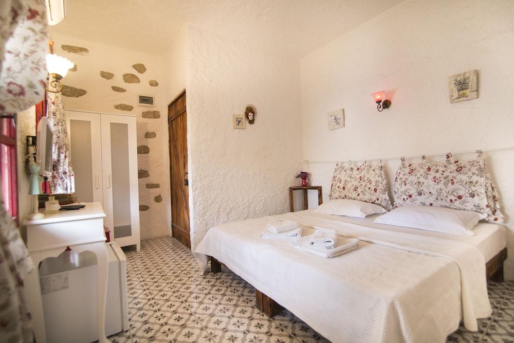 Afet Hanım Konağı Alaçatı