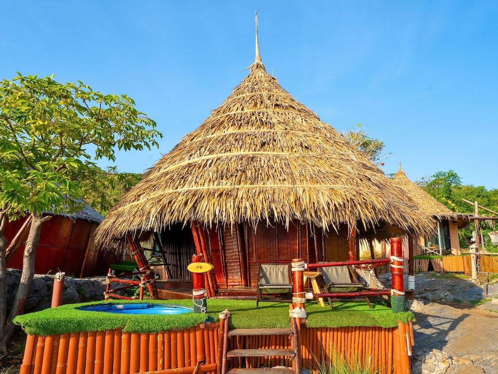 Paree Hut Resort Koh Sichang