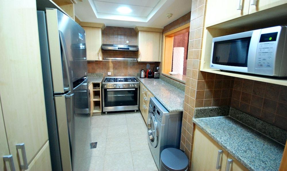 Kennedy Towers - Abu Keibal