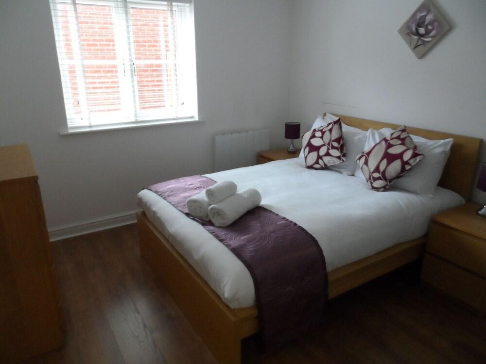 Flexi-lets Wallis Square