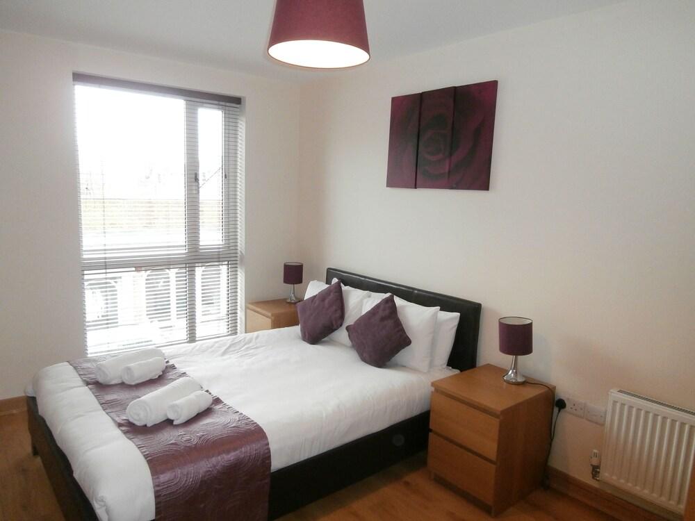 Flexi-lets The Bars Development