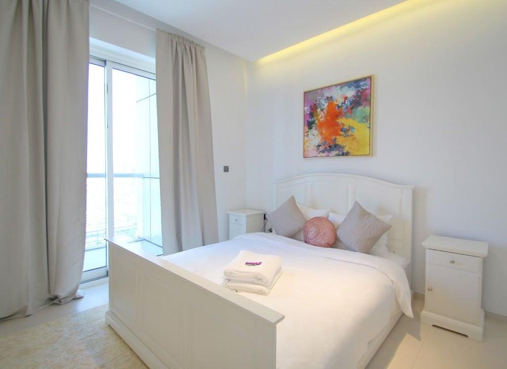 Kennedy Towers - West Avenue