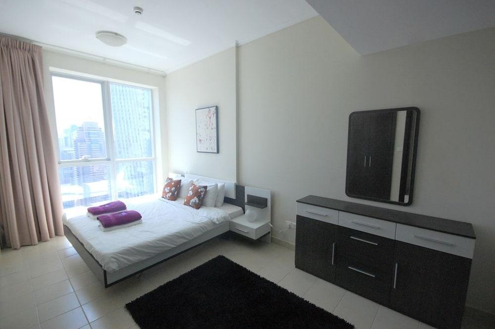 Kennedy Towers - Torch Tower