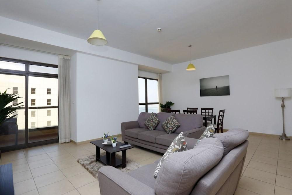 Kennedy Towers - Amwaj 4