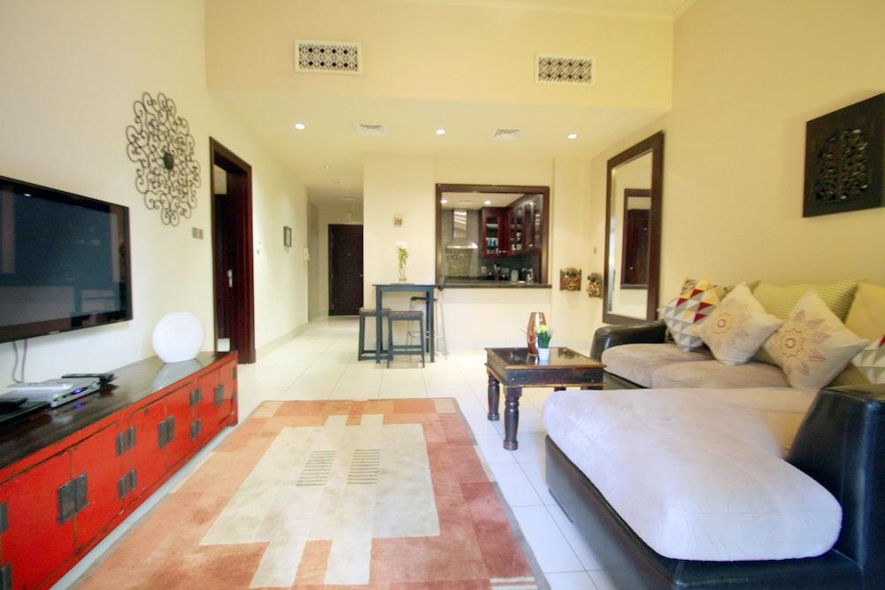 Kennedy Towers - Zaafraan 1