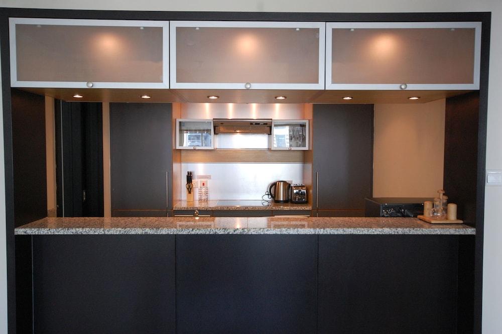 Kennedy Towers - Al Majara