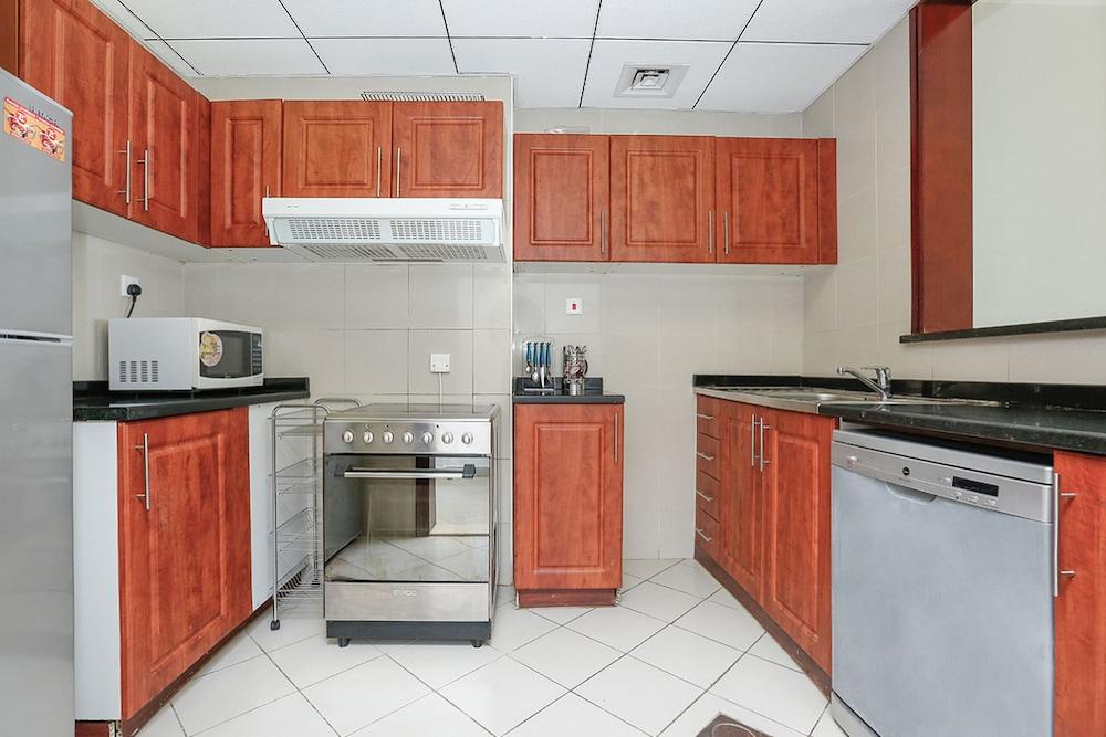 Kennedy Towers - Icon Tower