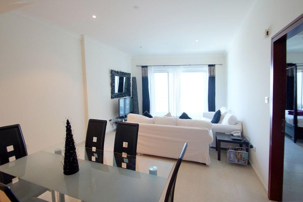 Kennedy Towers - Marina Heights