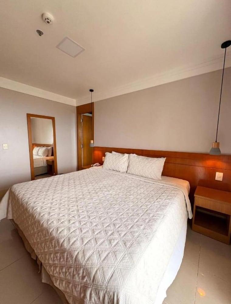 Royal Urban Macaé Hotel