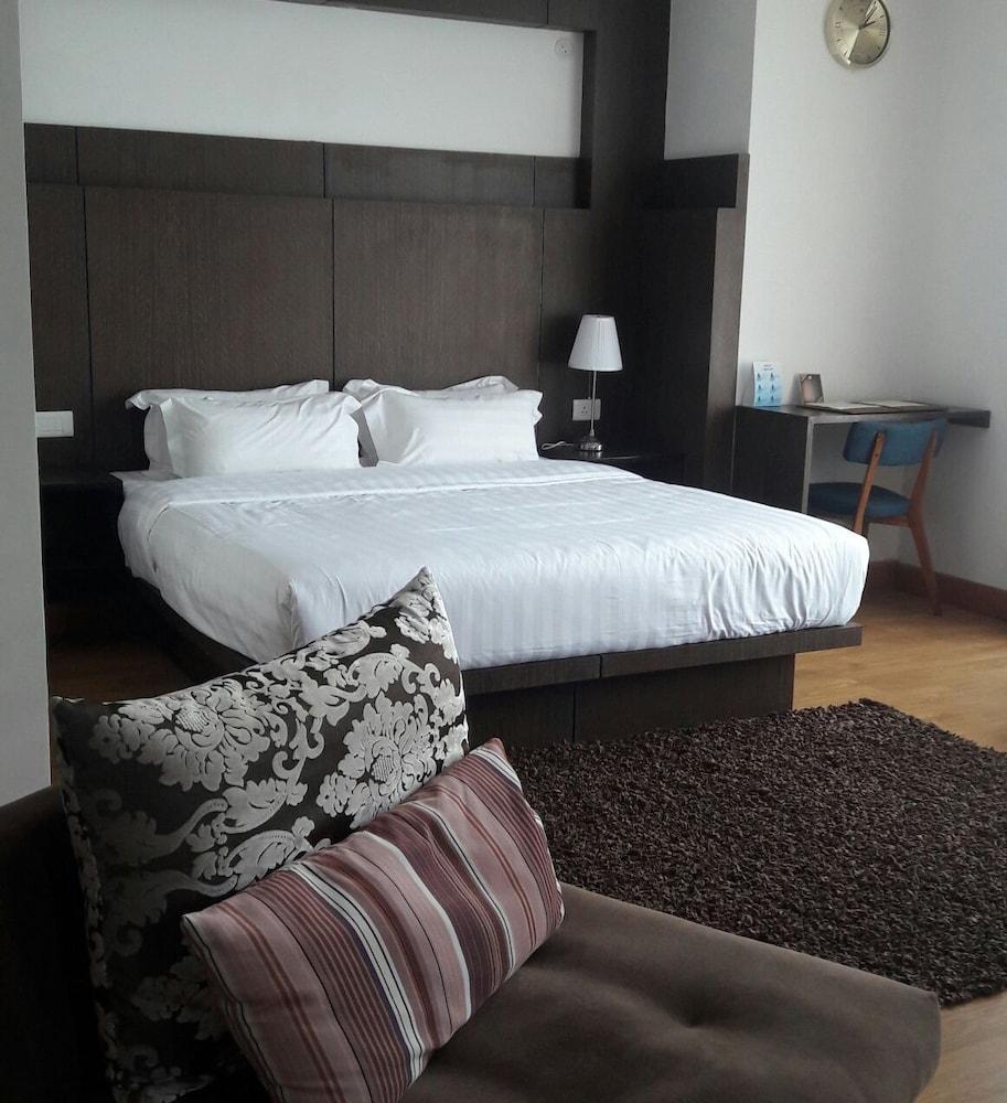 Dewachen Hotel & Spa