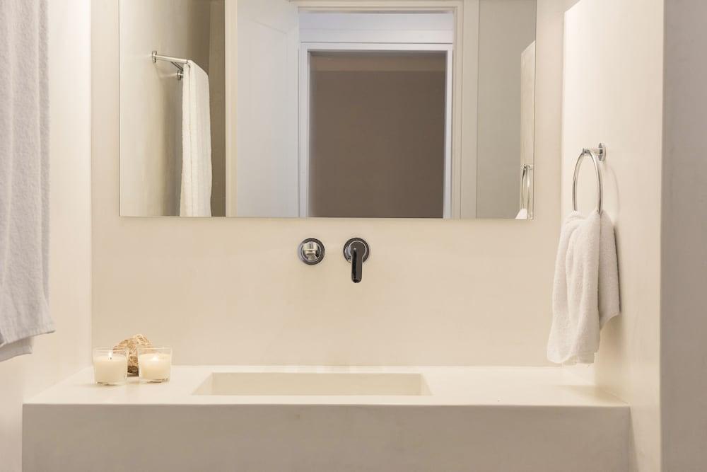 Seaside Paros Naousa