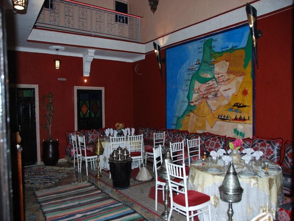 Red Castle Hostel - Backpacker