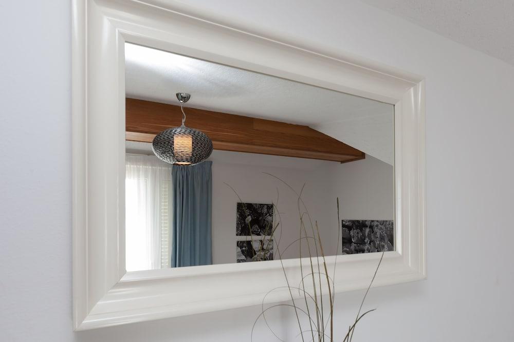 VILLA LIVIA APARTMENTS