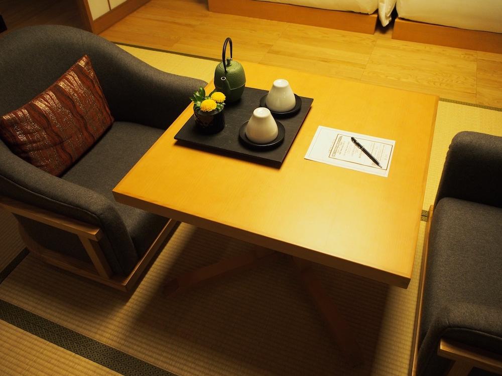 Takanawa Hanakohro, a Member of Small Luxury Hotels of the World