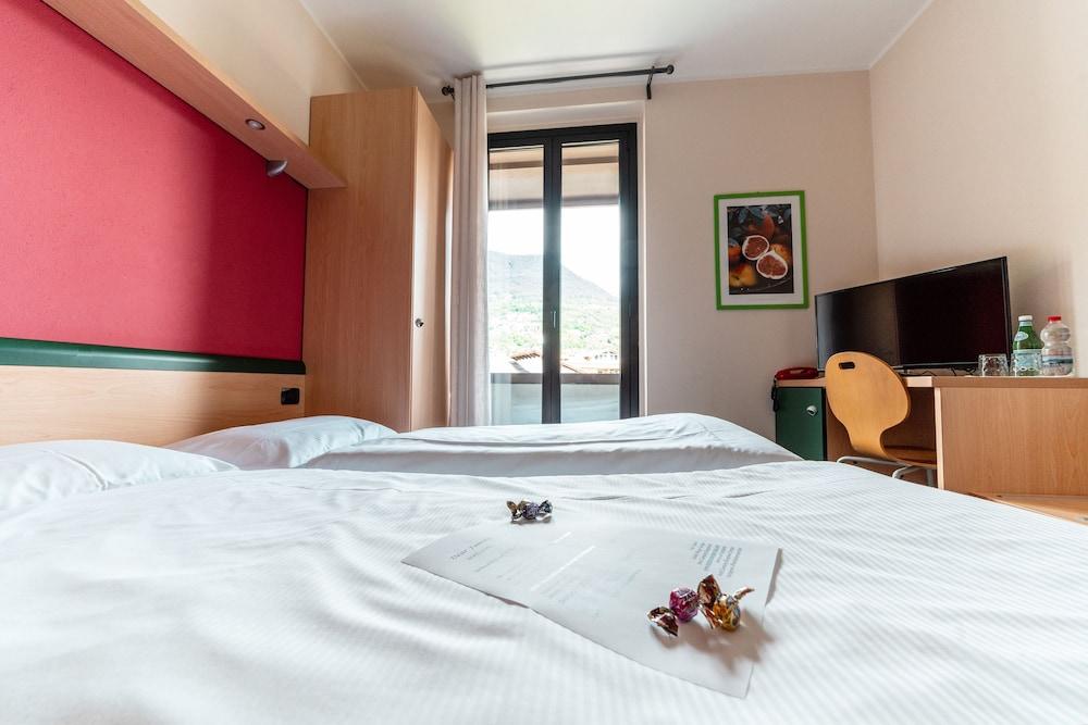 Hotel Camping Europa