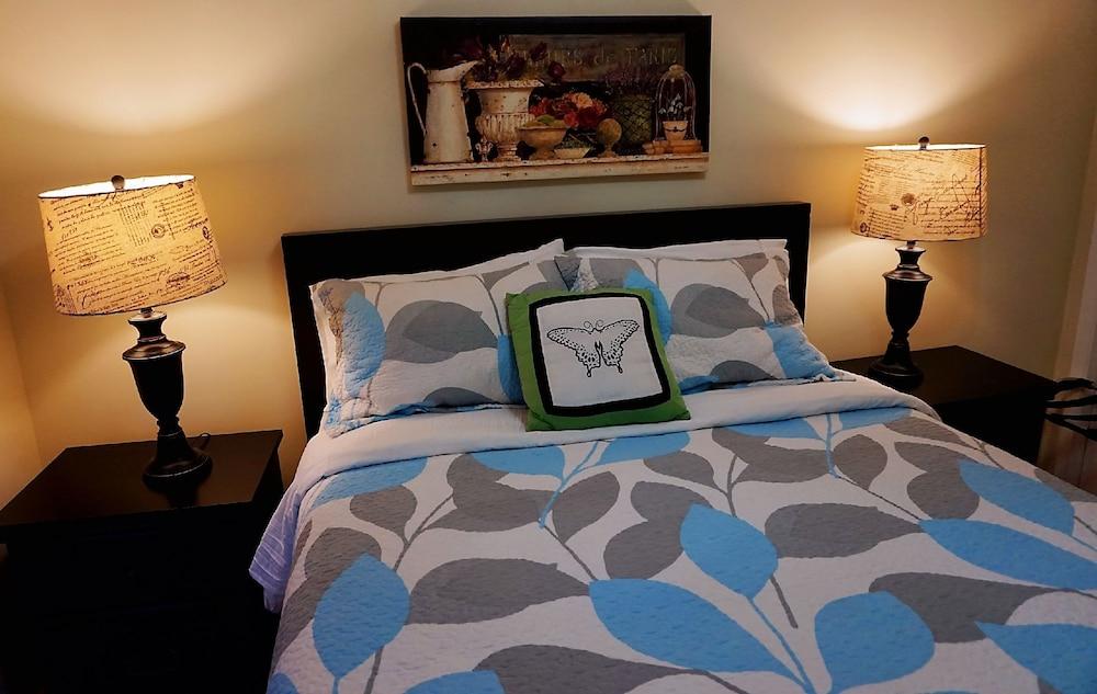 Butterfly Manor Bed & Breakfast