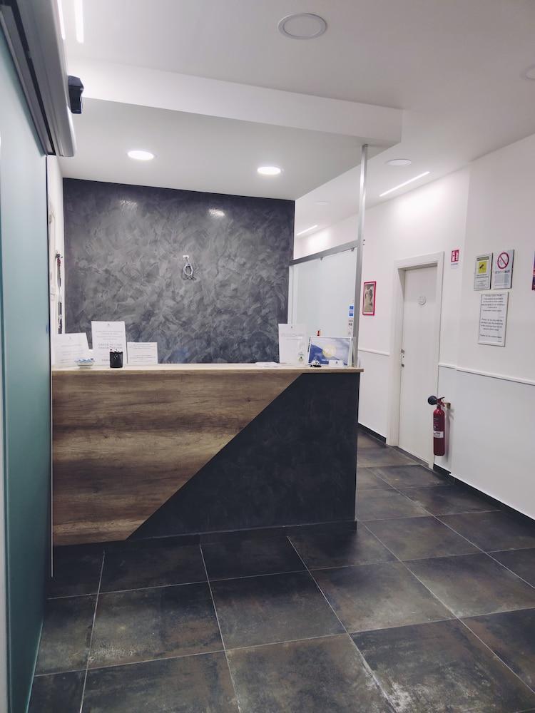 Hotiday Spaccanapoli Borbone