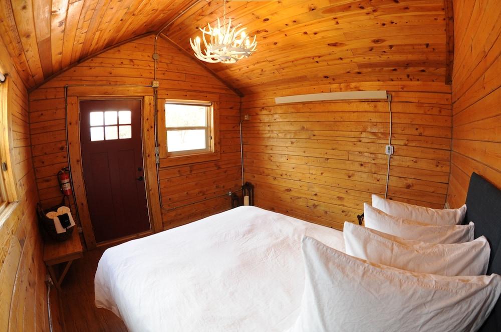 Royal Gorge Cabins