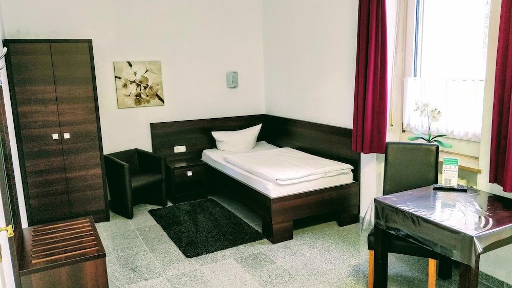 Boardinghouse - Stadtvilla Budget