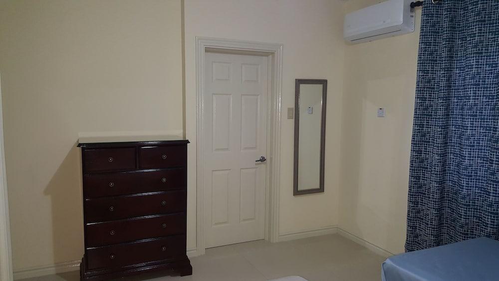 Executive Suites - Palms of Ottawa