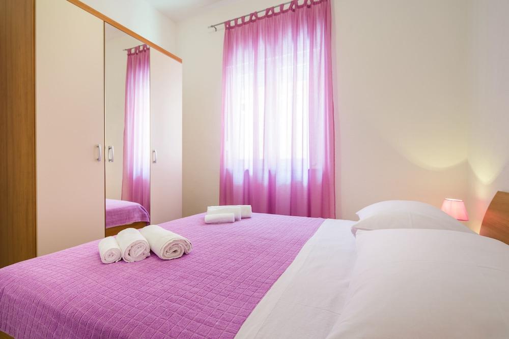 Apartments Villa Kolar