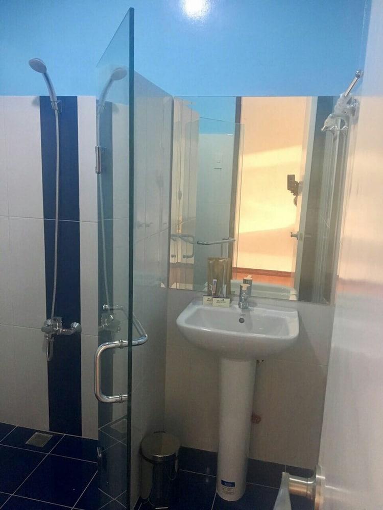 Shore Time Hotel Javier Leyte