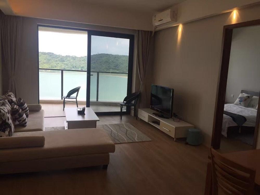 Hulusea Hotel Resort