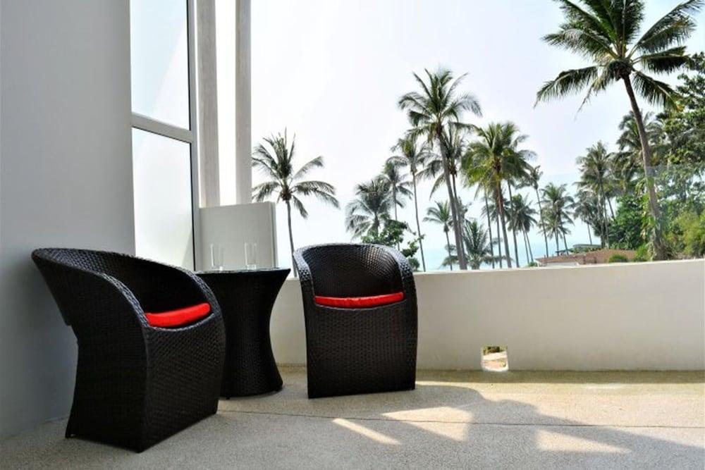 Coconut Bay Club Suite 302