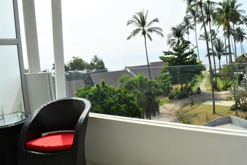 Coconut Bay Club Suite 302