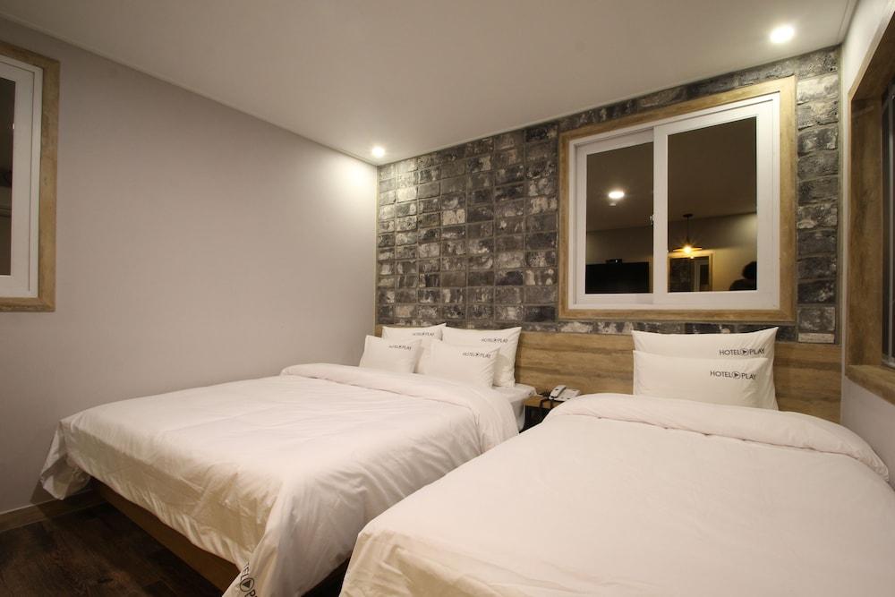 Pohang Play Hotel
