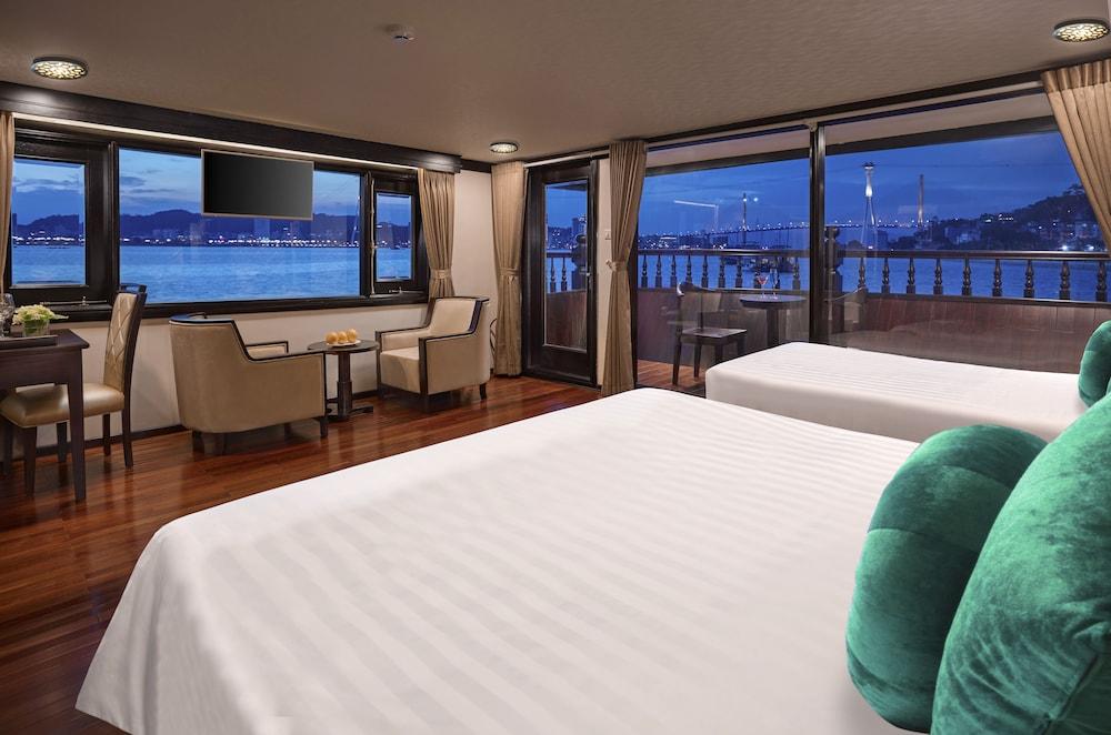 Alisa Premier Cruise