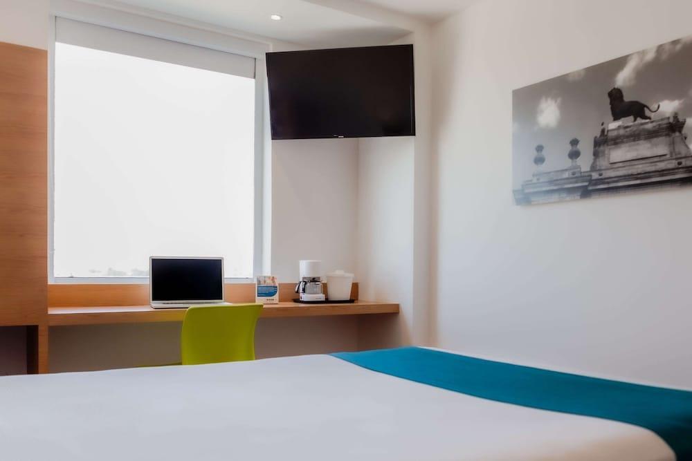 Sleep Inn Leon Antares