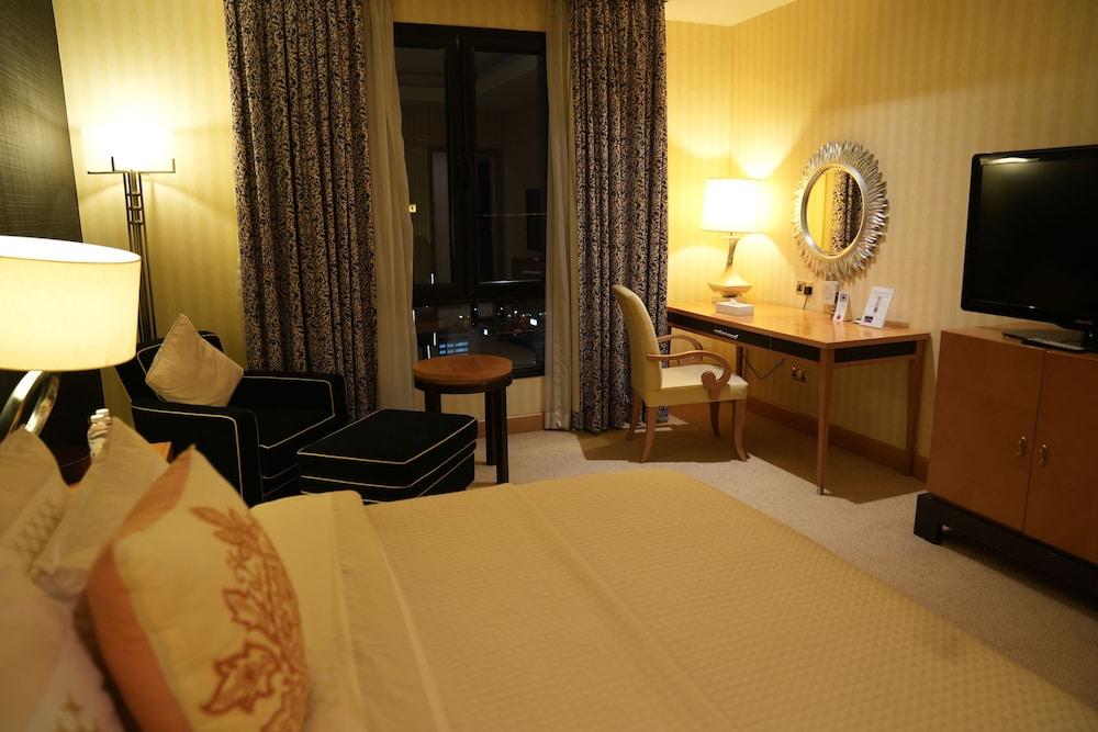 Millennium Central Kuwait Downtown