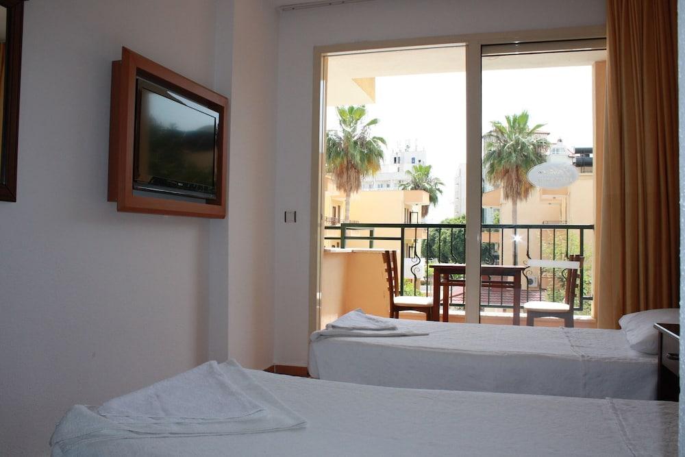 Sebnem Apart & Studios