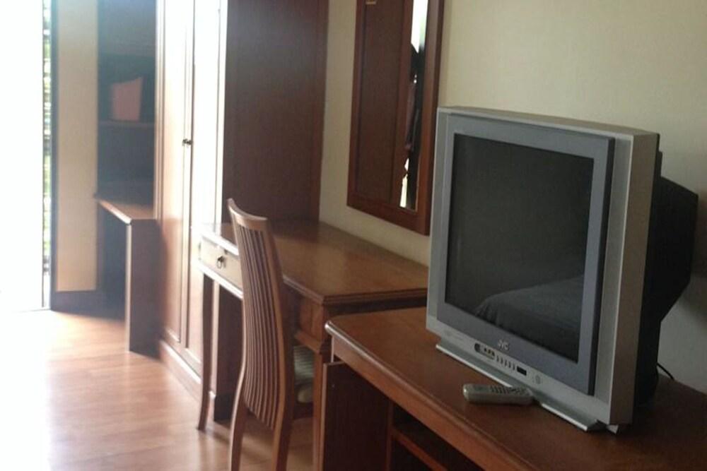 The Pine Golf & Lodge