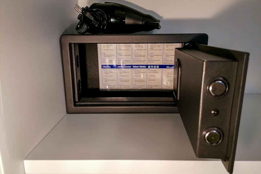 Hotel Aparthotel AMMI Vieux Nice