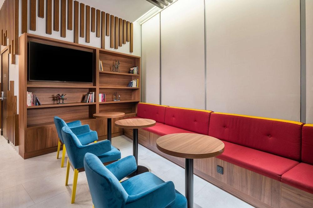 Park Inn by Radisson, Jeddah Madinah Road